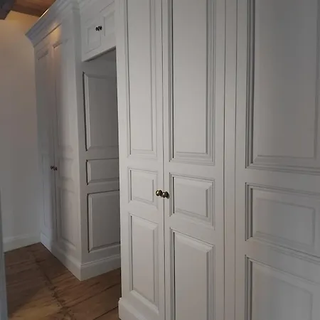 Luxurious Private And Historical Building *
