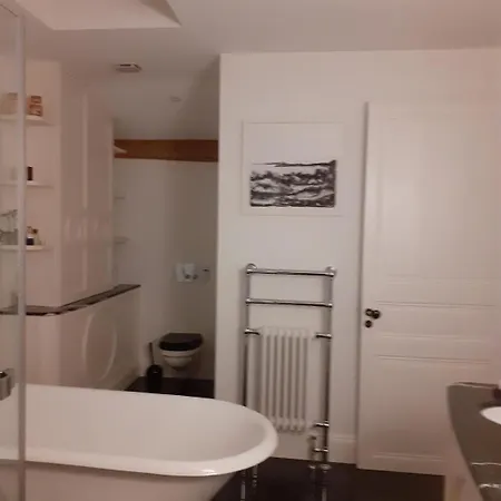 Luxurious Private And Historical Building *